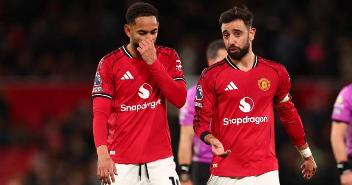 Matheus Cunha sends two-word message to Bruno Fernandes after Man United moment