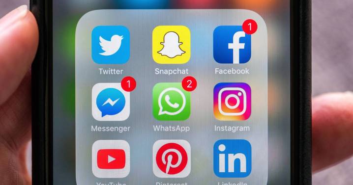 Amazon Web Services outage: Snapchat, Apple, Reddit and more not working