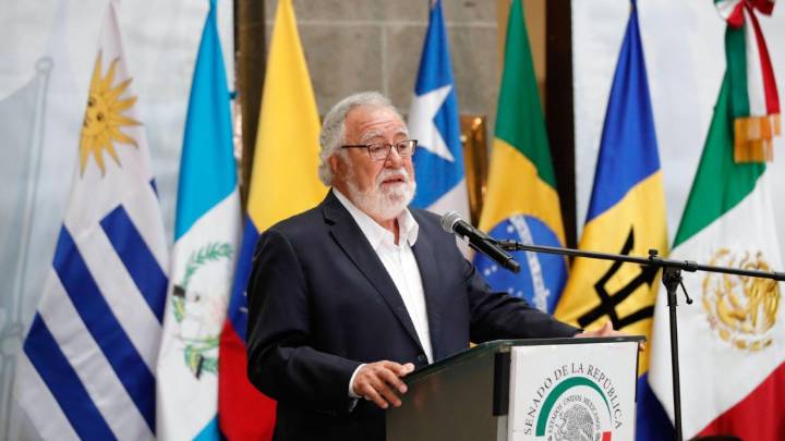 Dejó Alejandro Encinas pendientes en gobierno de la CDMX; renunció con un año de gestión