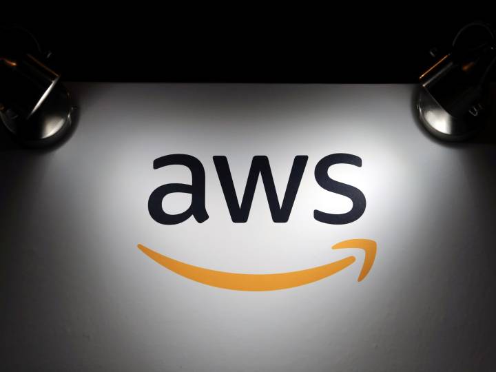 Amazon cloud problems spur outage of global websites and apps