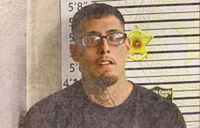 Cae hombre con múltiples órdenes de aprehensión