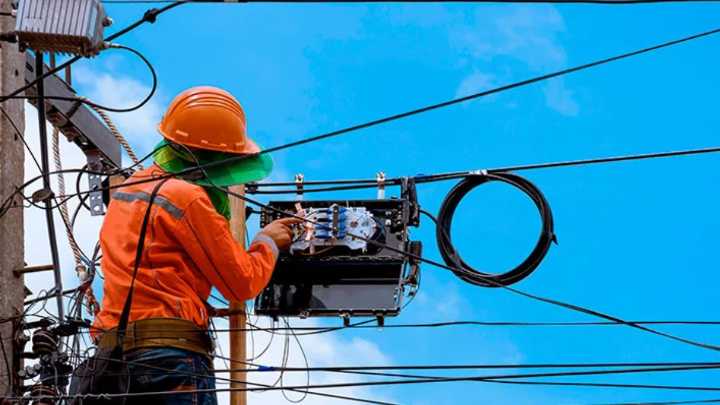 Sancionada la Ley 2485 de 2025: Colombia regulará los precios de reconexión en los servicios de telecomunicaciones