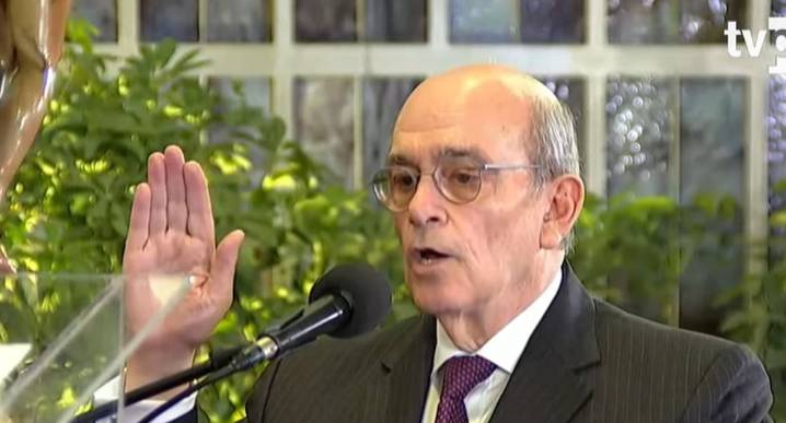 Hugo de Zela jura como nuevo ministro de Relaciones Exteriores en gobierno de José Jerí Últimas