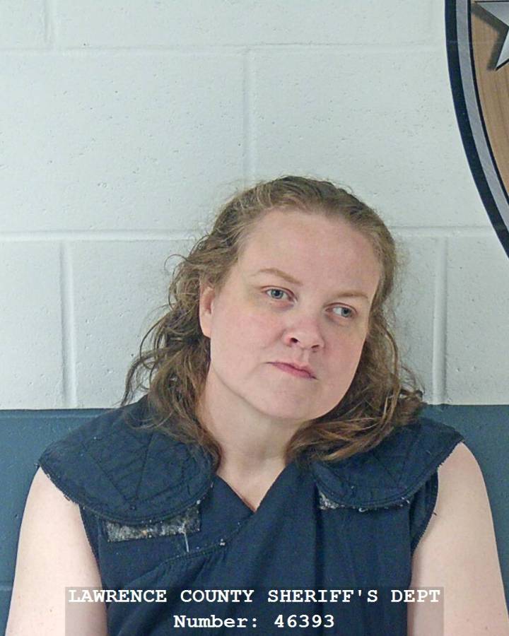 Bedford woman arrested for burglary, theft after allegedly stealing clothes and entering man’s truck