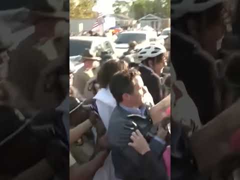Scuffles and Arrests Outside Chicago ICE Facility #shorts