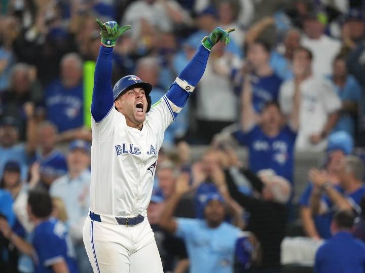 Springer's clutch homer sends Blue Jays to World Series