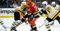 Chris Kreider scores twice as Ducks beat Penguins in home opener