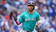 Passan's 2 keys for Seattle Mariners to finish off Blue Jays