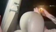 Joven pierde varios dedos al tronar un cuete dentro de un carro (VIDEO MUY FUERTE)