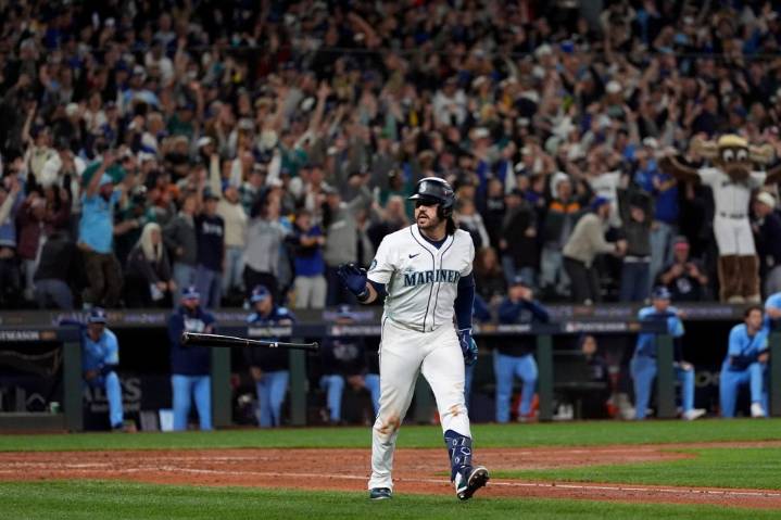 ALCS: Eugenio Suárez’s 8th-inning grand slam gives Mariners a 3