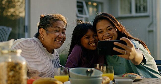 Eating Together Benefits Your Family