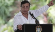 El presidente de Colombia afirma que a Boluarte “la traición se la pagaron con traición”