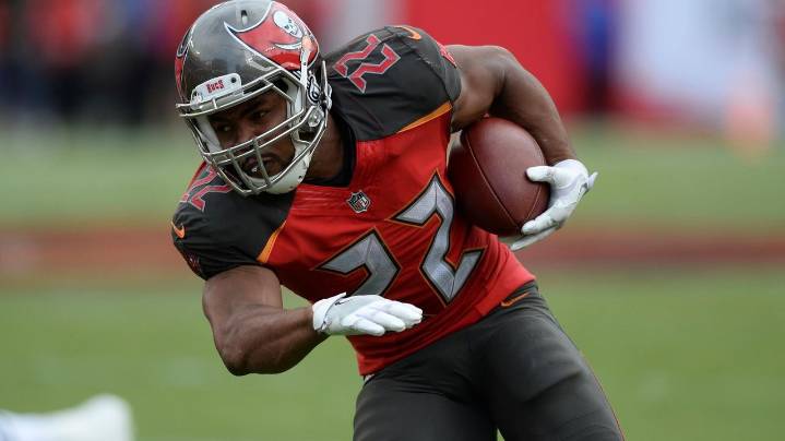 Former NFL player Doug Martin died after struggling with officers while being detained, police say