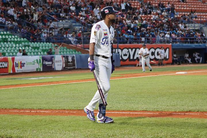 “Cafecito” mantuvo el invicto en casa de Tigres