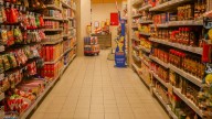 El consumo masivo se desplomó en septiembre La contracción se observó en métricas asociadas a la frecuencia y volumen de compra: la cantidad de tickets cayó 5,6% frente al mes anterior, y las unidades