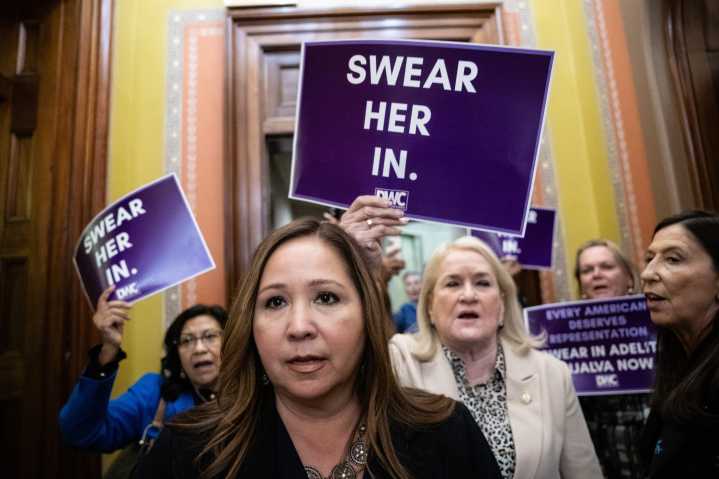 House Republican Says Newly-Elected Democrat Should Be Sworn In Without Delay