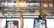 Missouri’s Apple Crunch Off linksschool meals to local orchards