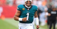 Eagles vs. Broncos: Live score updates, highlights, injury news