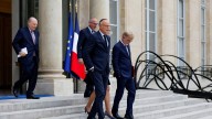 Macron mantiene el suspense sobre la salida a la crisis francesa