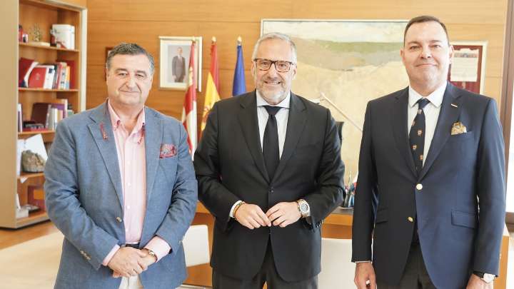 Los proyectos sociales de Fundos llegan a las Cortes regionales