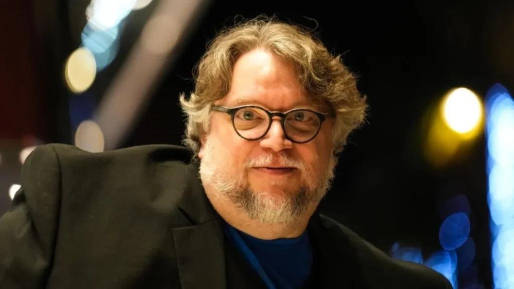 Proyectarán gratis ópera prima de Guillermo del Toro en el Zócalo