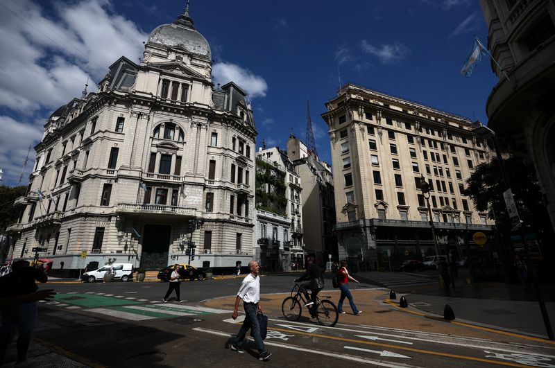 Argentina inflation forecast to have accelerated in September: Reuters poll