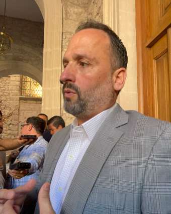 “Puesto para lo que sea”: De la Peña tras ser mencionado por Maru como posible aspirante en el 2027