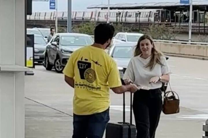 Air traffic controllers on shutdown: ‘Do I have to go and drive Uber tonight?’