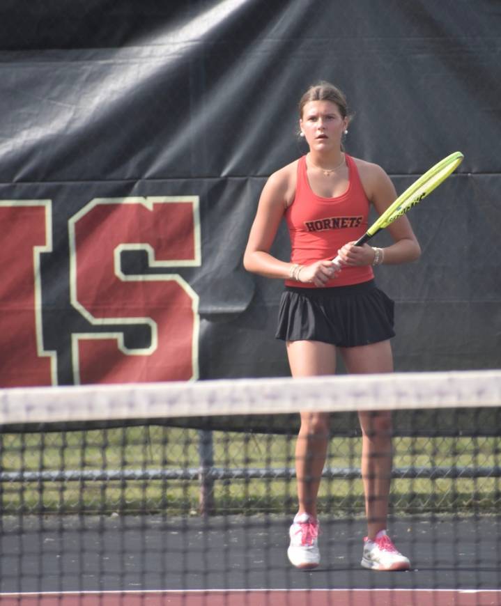High school girls tennis: Hornets clinch SPC championship