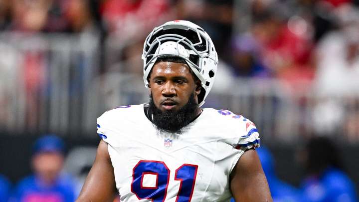 Ed Oliver to have surgery on torn biceps