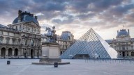 Un símbolo de Francia. Seis datos del Louvre, el antiguo palacio convertido en el museo más grande del mundo