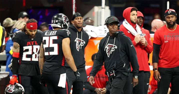 Atlanta Falcons Embarrassed by Lowly Dolphins