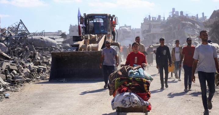 Gaza ceasefire holds, but calls mount for Israel to open border crossings, Hamas to return hostage remains