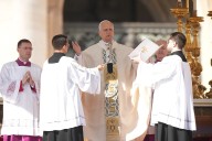 El Papa canoniza a los dos primeros santos de Venezuela: "Quien no acoge la paz como un don, no la sabrá dar"