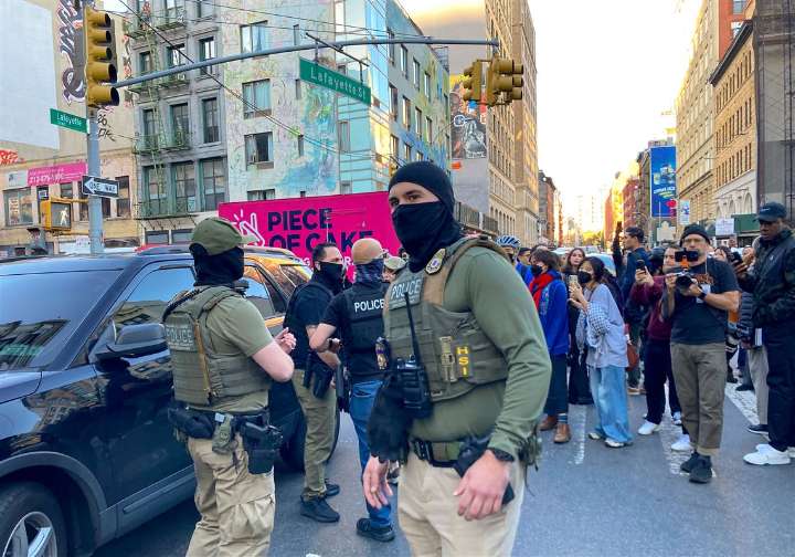 Feds say 14 arrested during chaotic immigration sweep that sparked protests on NYC's Canal Street