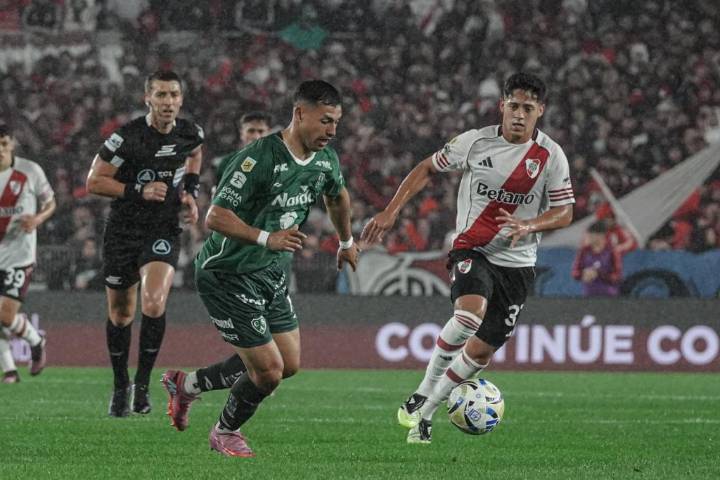 River genera decepción y enojo: Sarmiento lo venció en el Monumental