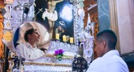 Jugadores de Alianza Lima visitaron al Señor de los Milagros en Las Nazarenas [VIDEO] Con Paolo Guerrero a la cabeza el cuadro blanquiazul llegó para encontrarse con la milagrosa imagen del Cristo Mor