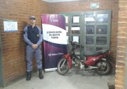 PUERTO TIROL: En Control Vehicular Incautaron Una Moto Buscada Desde El 2013