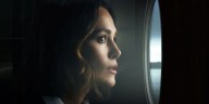 La mujer del camarote 10, el thriller que arrasa en Netflix Colombia en su semana de estreno