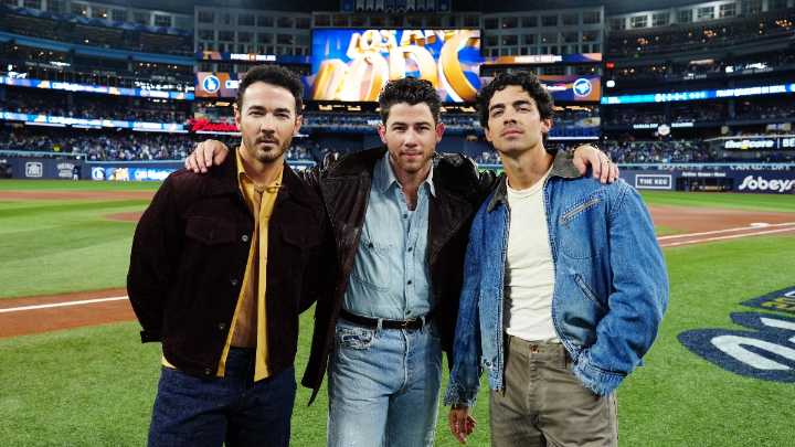 Joe Jonas Responds To Baseball Fans Confused By Mid-Game Jonas Brothers Concert During World Series