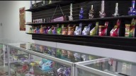 Negocios de cigarrillos electrónicos detectan bajada en ventas por nueva norma
