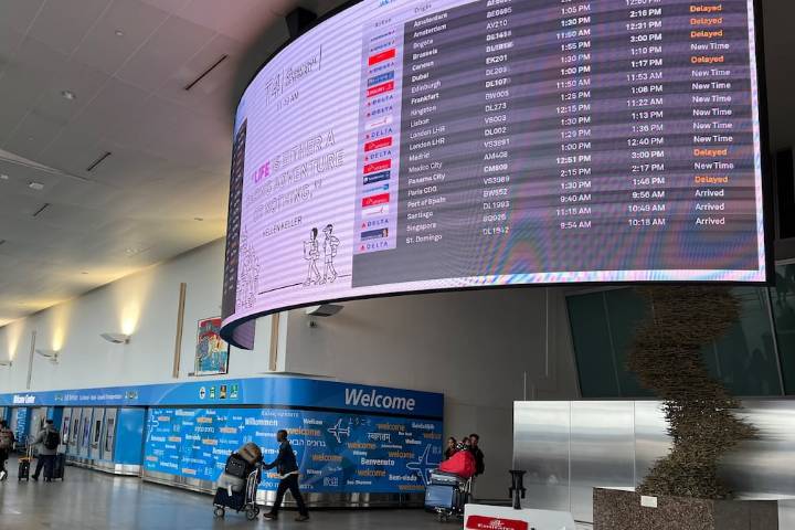 El aeropuerto John F. Kennedy de Nueva York detiene operaciones temporalmente debido a la escasez de personal