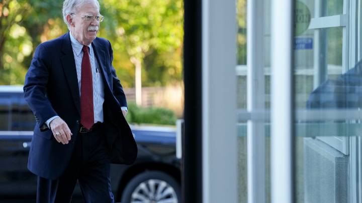 Acusan al exasesor de seguridad nacional de Trump John Bolton