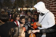 Gijón se rinde al hechizo de Halloween