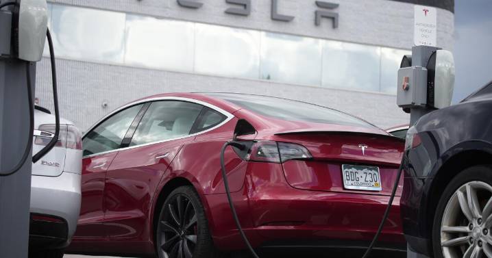 Why did Tesla’s discounts disappoint consumers and investors?