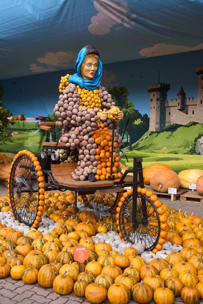 At a pumpkin festival near Berlin, powerful women take shape