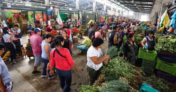 Mercados de Lima y Callao anuncian paro total: denuncian “extorsión” de Sedapal por cobros de hasta S/30 mil