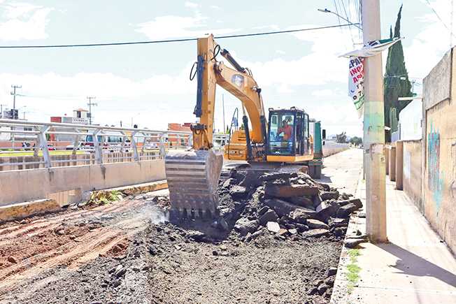 Siguen obras en la zona metropolitana de Pachuca