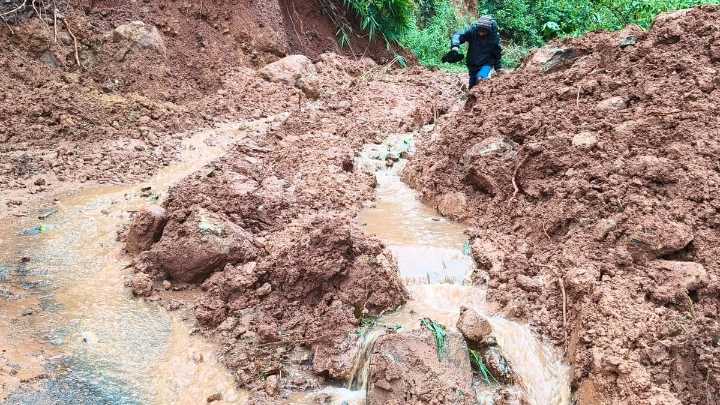 Cyclone Montha: Landslide snaps road connectivity between Gajapati and Ganjam