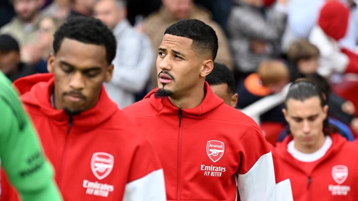 William Saliba exits Arsenal match at halftime